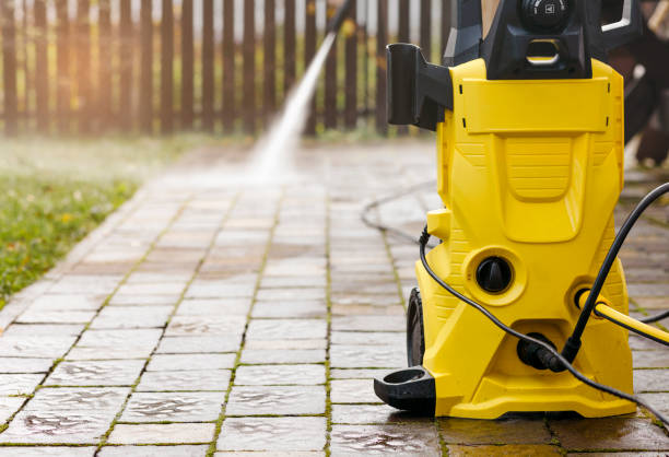 Best Building Exterior Pressure Washing in Mazomanie, WI